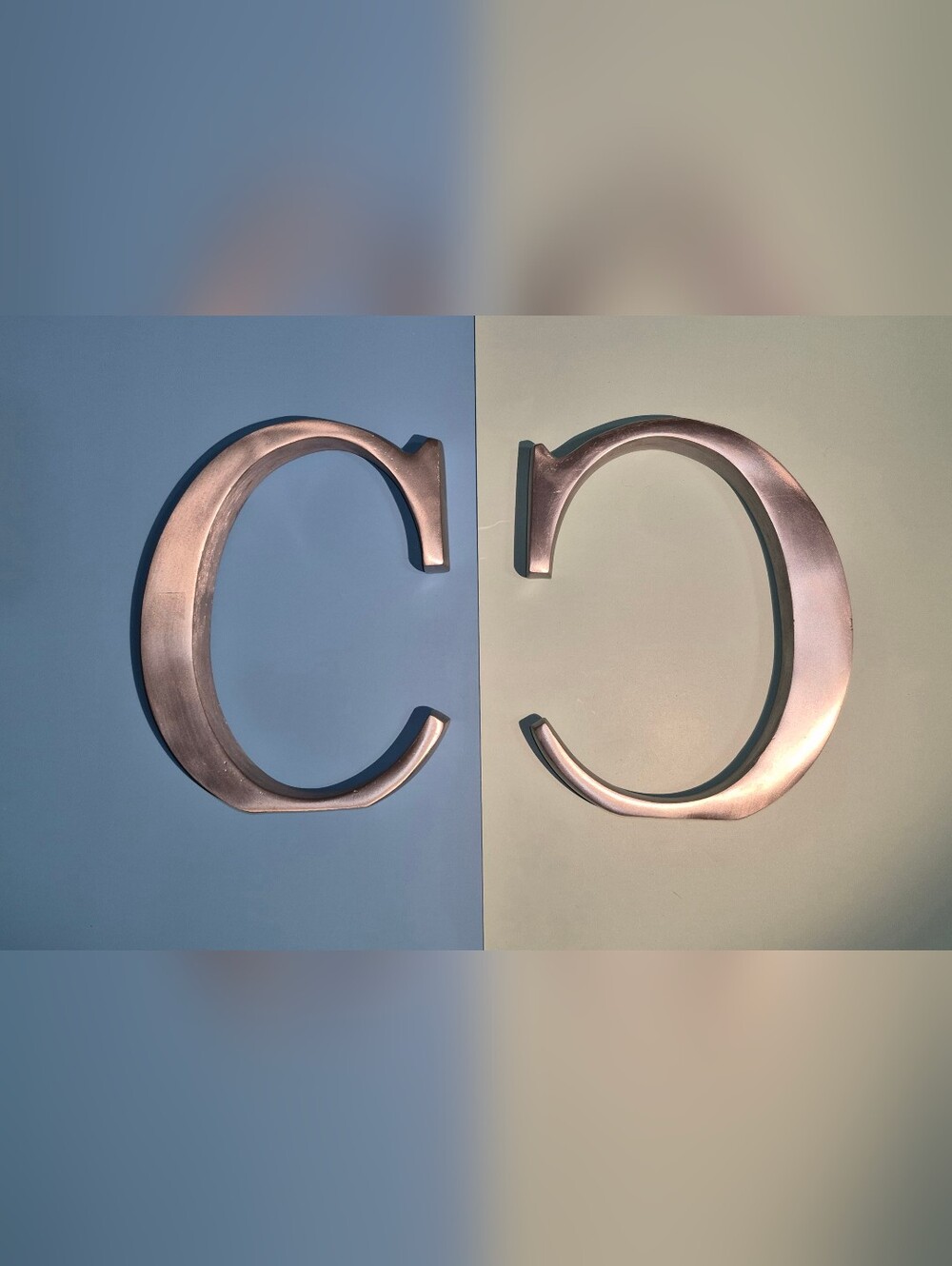 Set Of 2 Silver Metal Letter C
